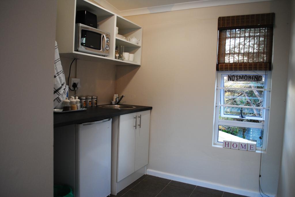 Larkspur Place East London Buitenkant foto
